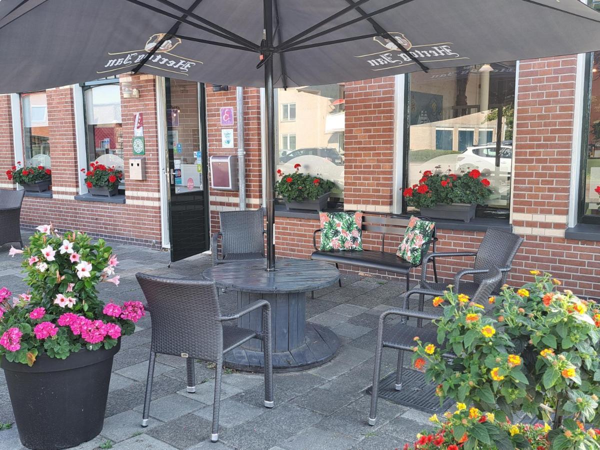 Hotel Restaurant Boven Groningen Делфзейл Екстериор снимка