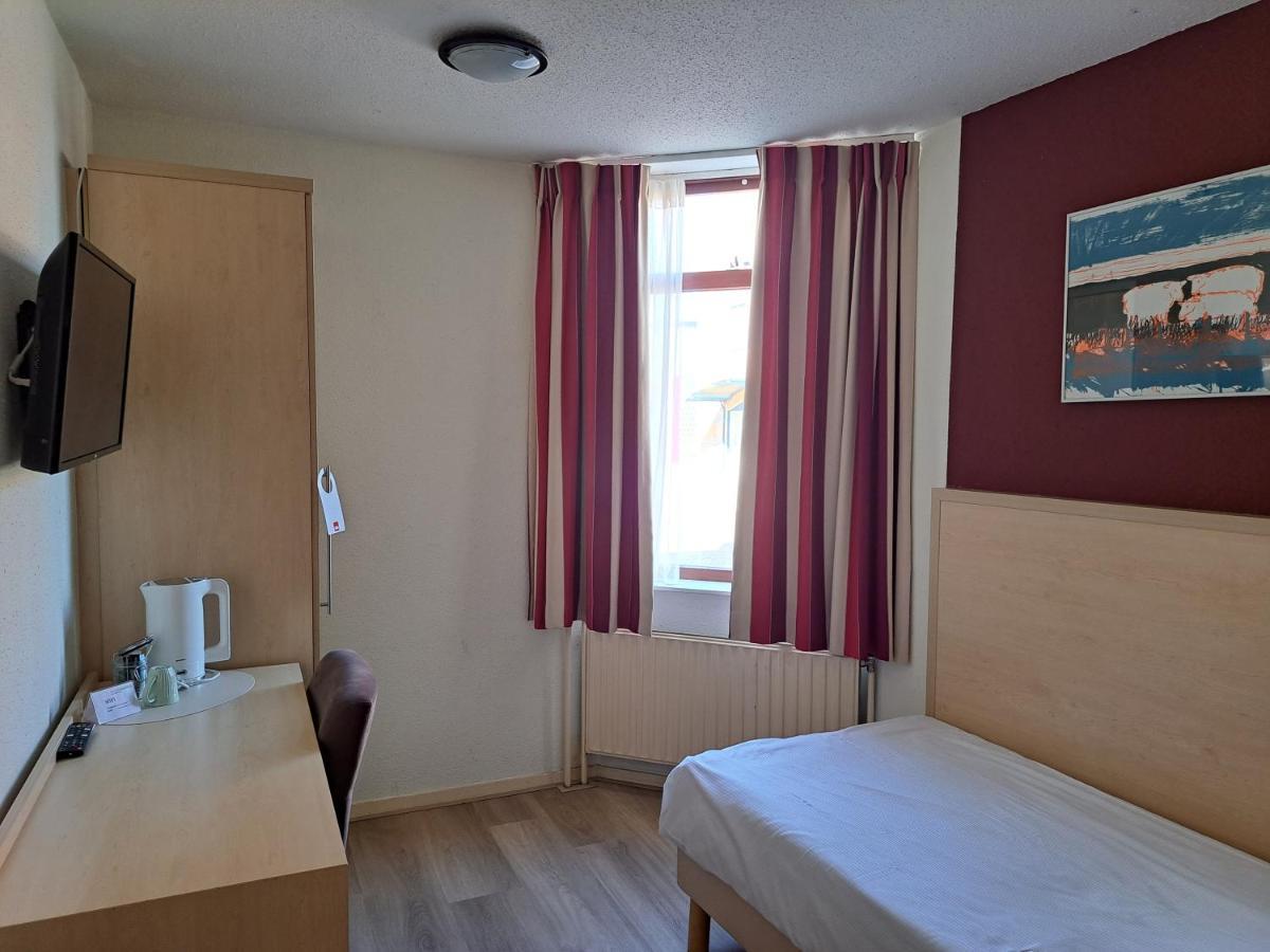 Hotel Restaurant Boven Groningen Делфзейл Екстериор снимка